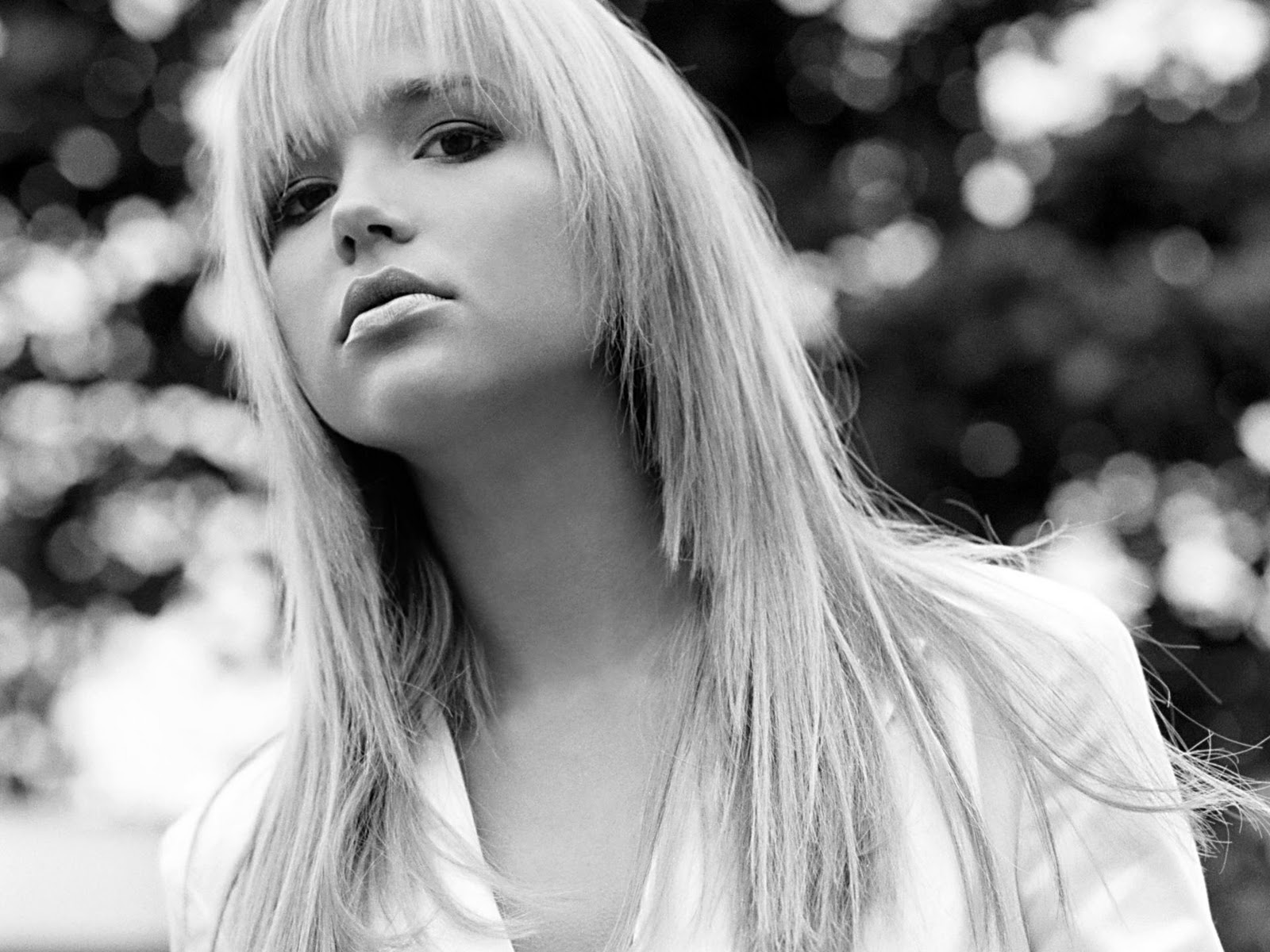 Arielle Kebbel Wallpapers | miss bikini