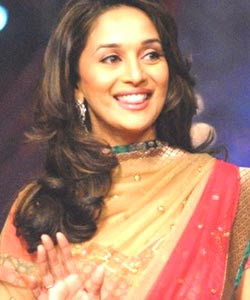 http://2.bp.blogspot.com/_j-1IrHPNmcs/SCL4EPC5eRI/AAAAAAAAAEc/qo9S2Nqpjmc/s320/Madhuri-Dixit-Indian-Actress.jpg