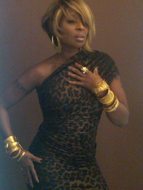 hot be one of Mary J Blige#39 the one mary j blige album cover. hot be one of Mary J Blige#39