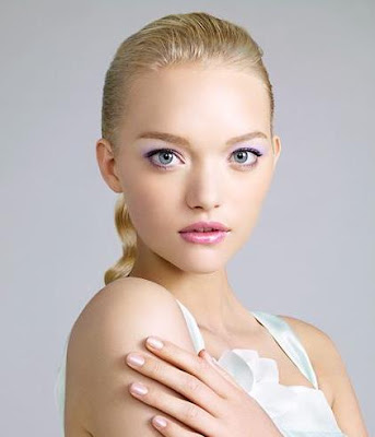 Gemma Ward as Caitriona her eyes need to be darker blue but otherwise 