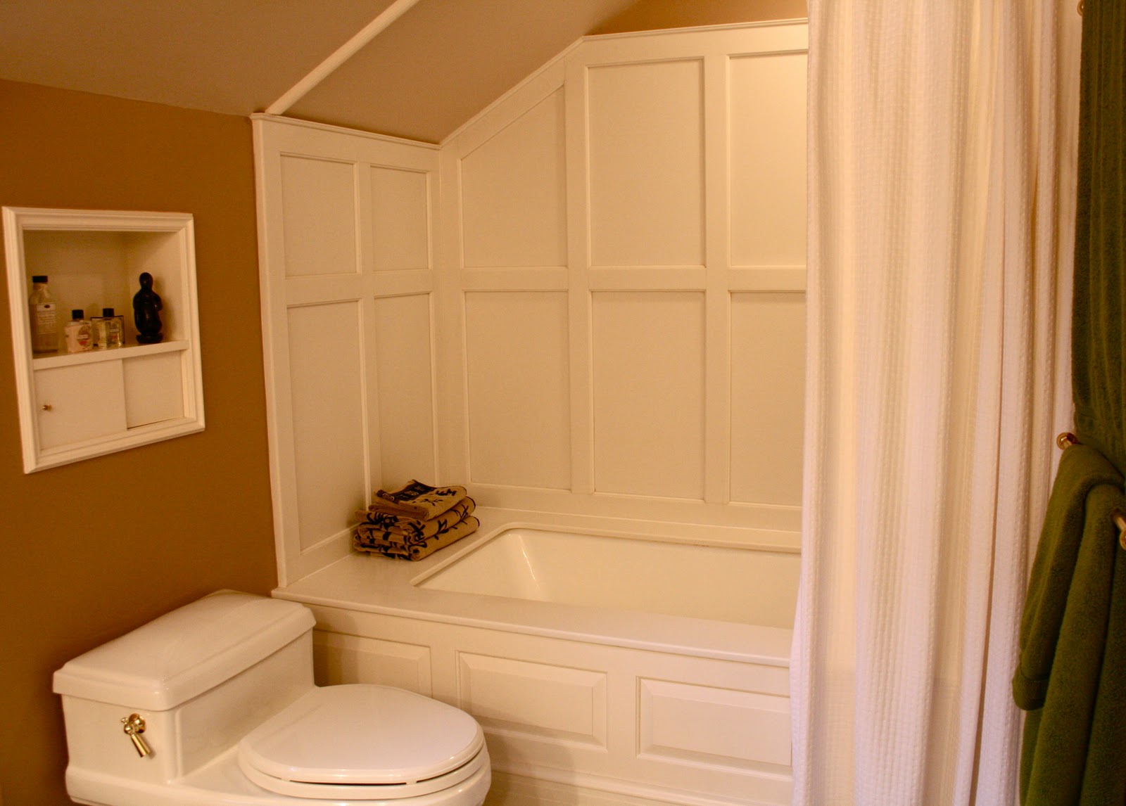 Antiqueaholics BATHTUB SURROUND PANELED WITH CORIAN