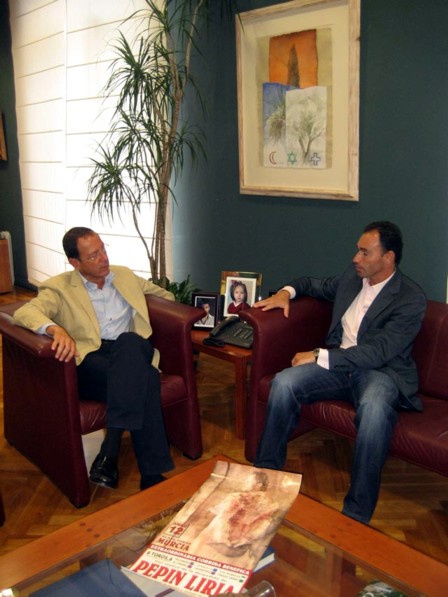 [PEPIN+AYUNTAMIENTO.jpg]