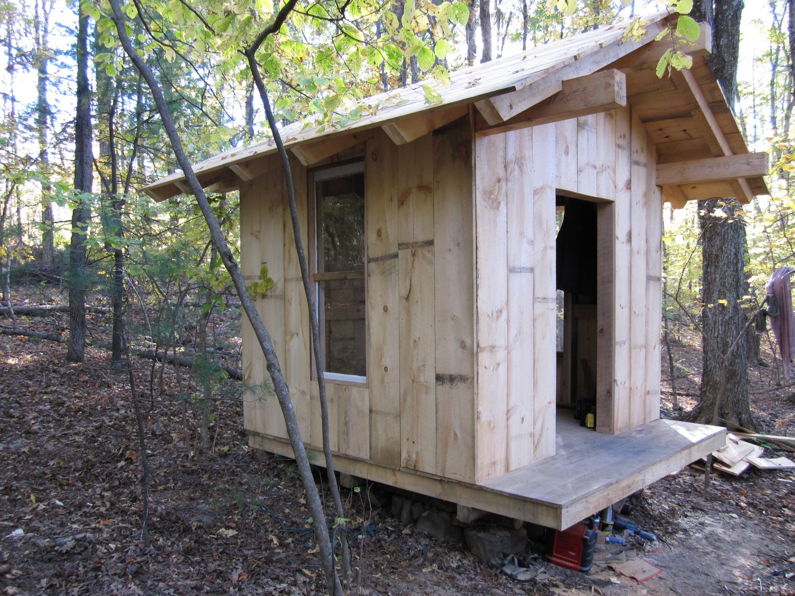 A Micro Cabin Built On A Micro Budget