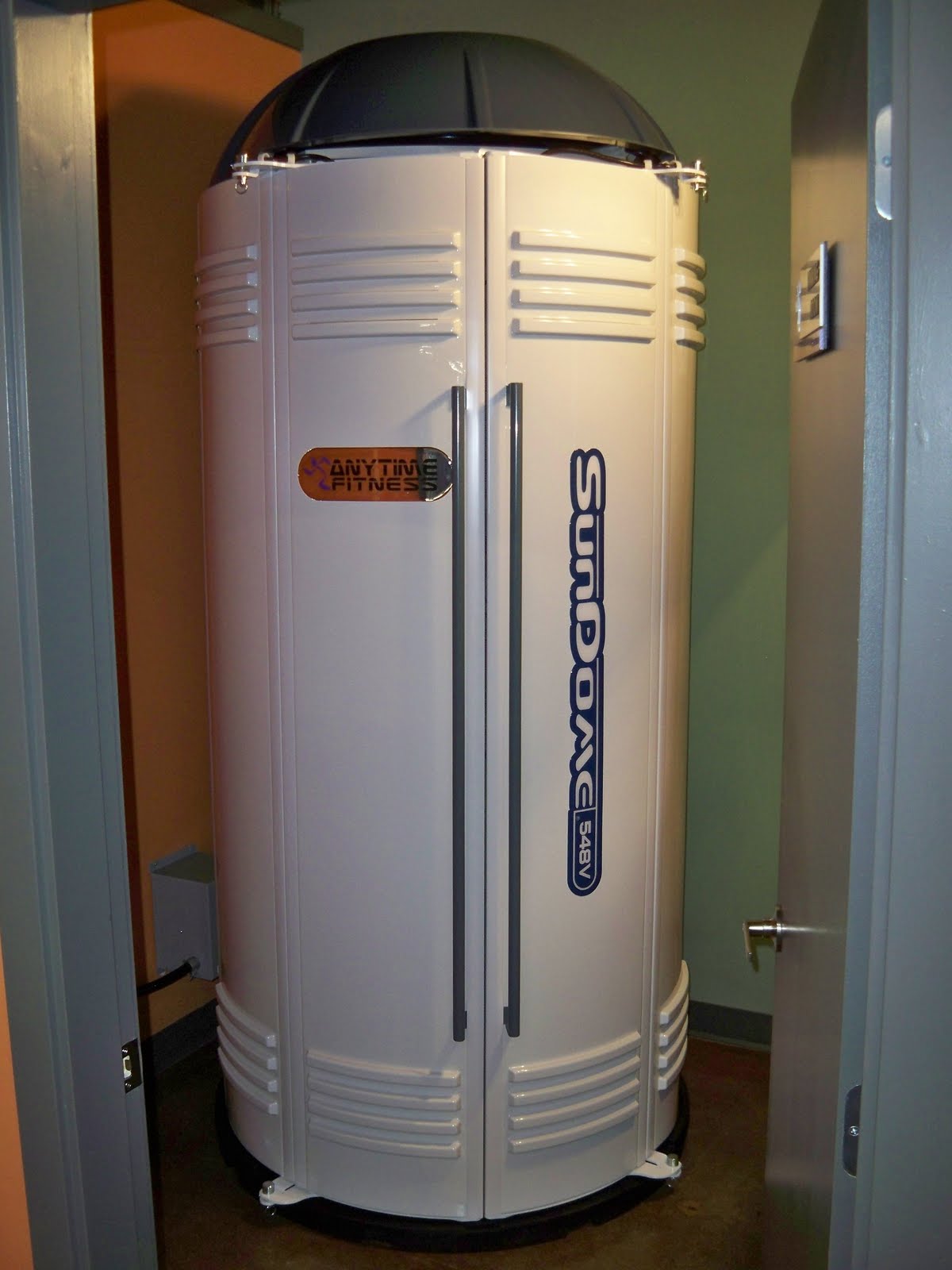 Anytime Fitness, Burnaby�s First 24hour CoEd Fitness Gym