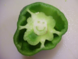 green pepeer smiley face!
