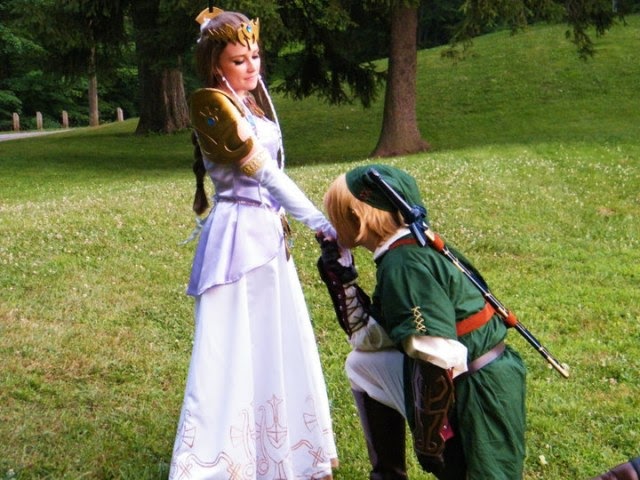 link between worlds zelda cosplay link between worlds zelda cosplay