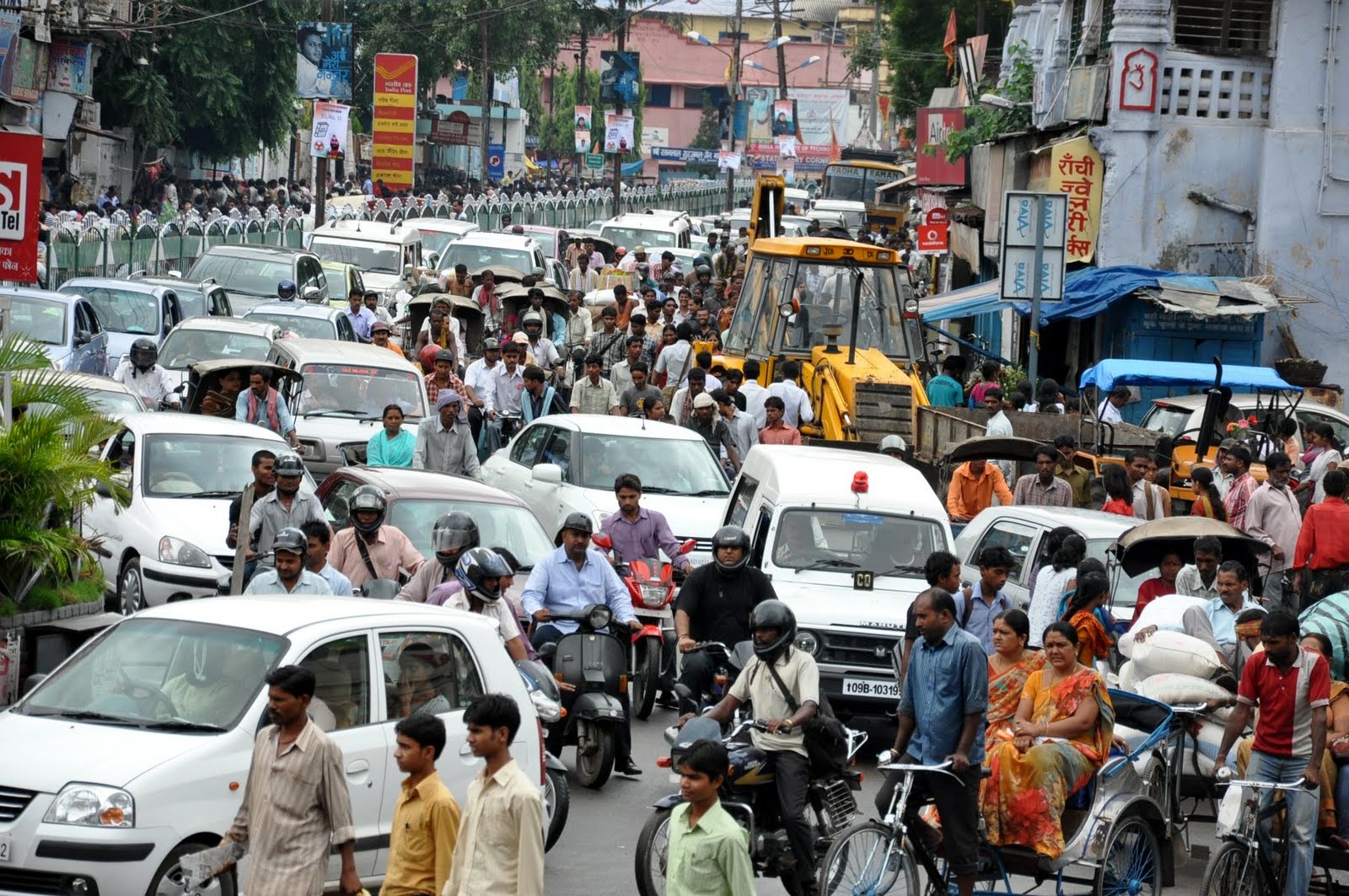 Magnificent Jharkhand: Traffic chaos in Ranchi