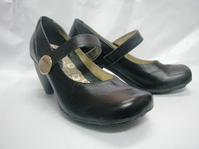 sapato modelo scarpin