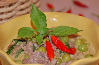 Green curry with beef