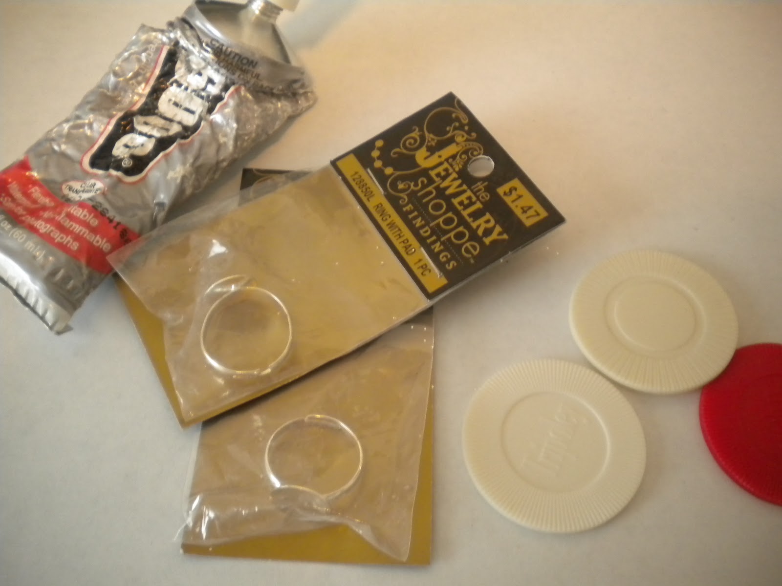 Poppies at Play Poker Chip Rings