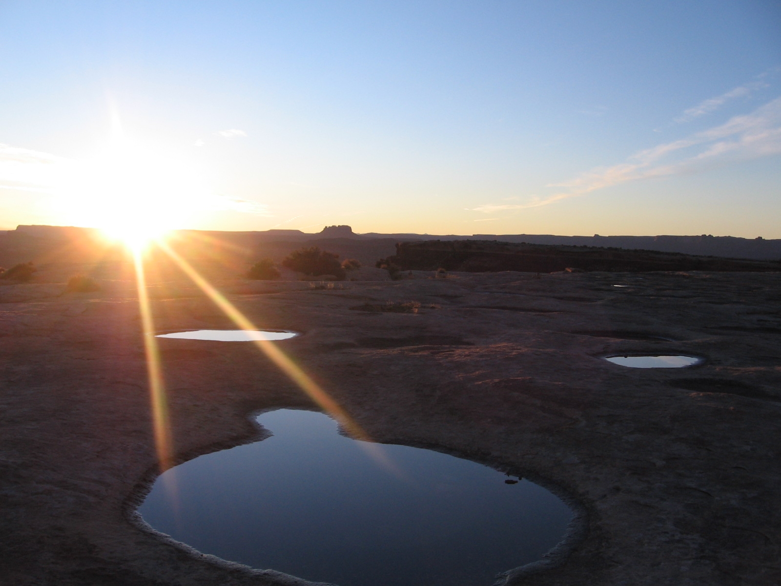 [potholes.JPG]