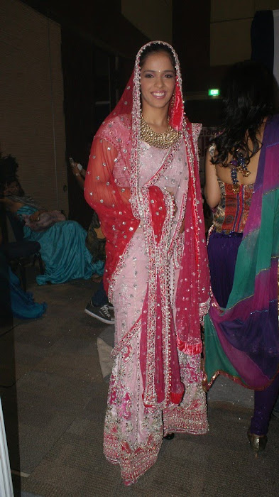 exclusve sania nehwal in bridal rwalk glamour  images
