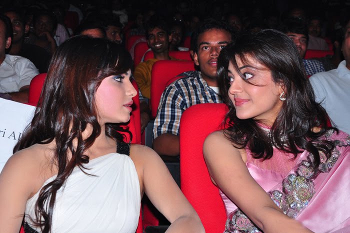 Kajal Agarwal and Samantha at Brindavanam | Samantha Heroine