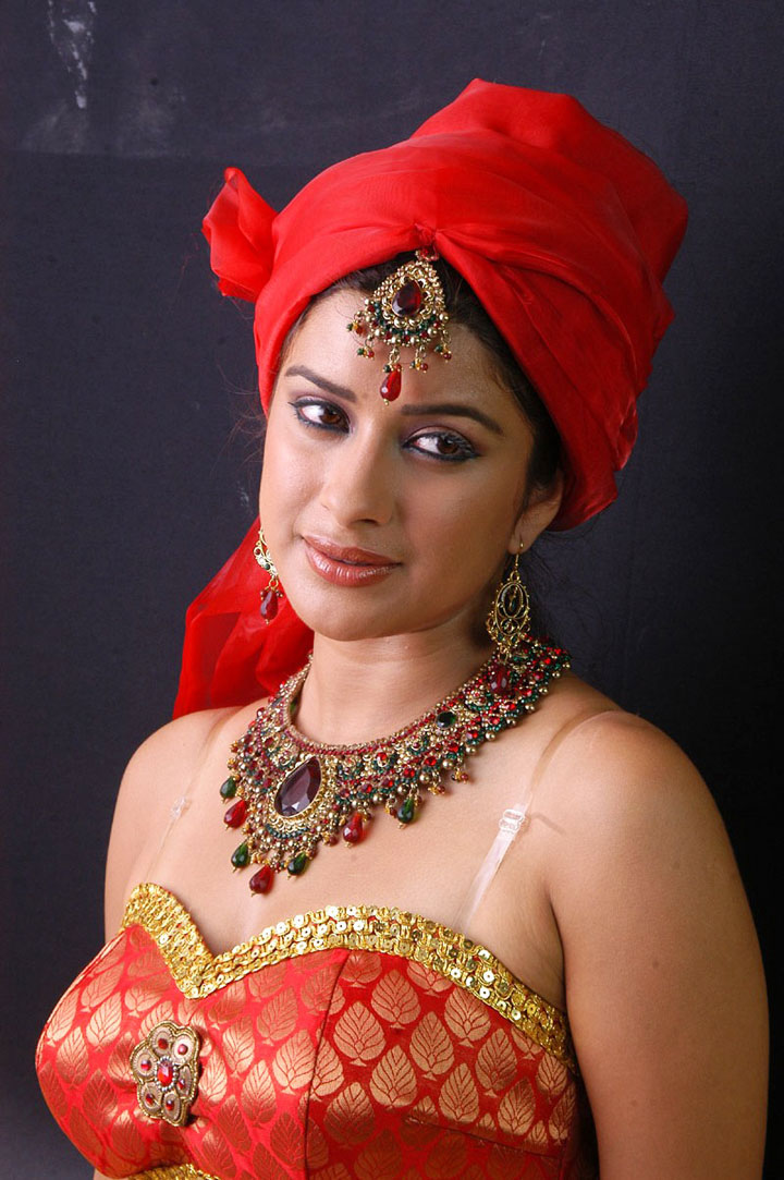 madhurima saradaga kasepu