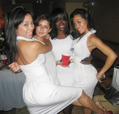 Surprise Bday Party for Itzy!