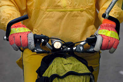 Image of wet weather bicyclist