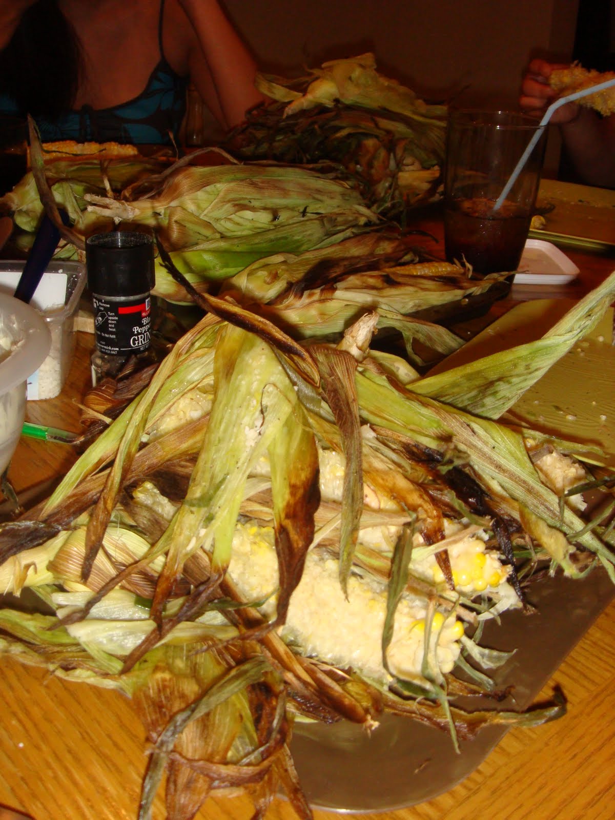 [Decatur_corn_table.JPG]