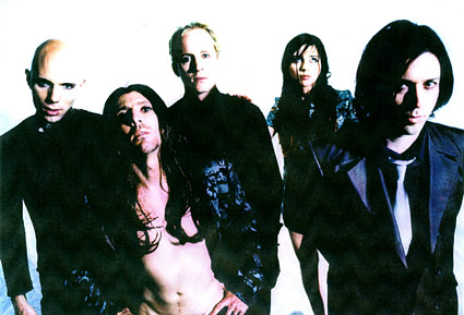 ven con nosotros, navegaremos en los A PERFECT CIRCLE