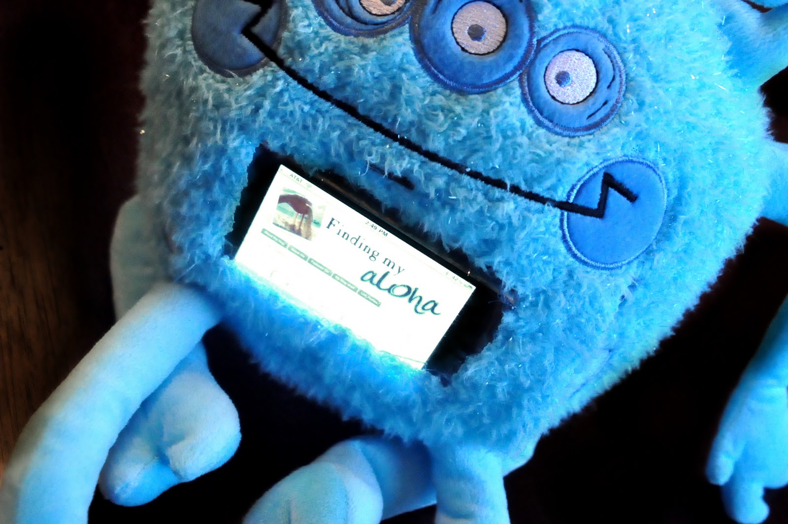 Finding My Aloha DIY Cuddle Cases for smartphones