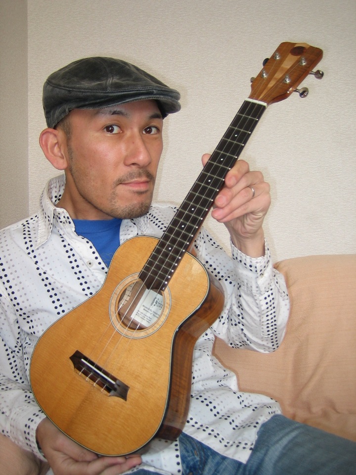 [Shin+Kawahata.JPG]