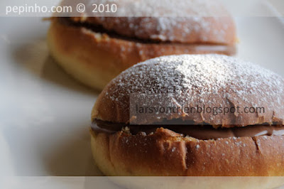 Bollos de leche con ganache de chocolate con leche