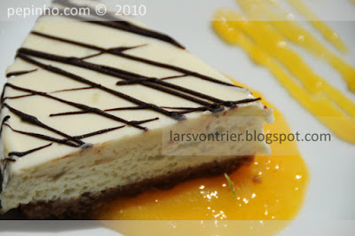 Tarta de queso y limón con trazas de chocolate negro (fría)