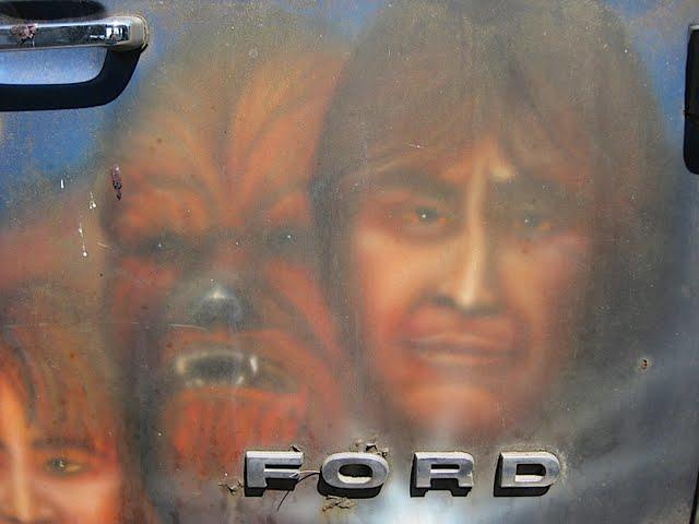 Image: http://2.bp.blogspot.com/_k2rtz3F6wUg/THZmetPnzDI/AAAAAAAAAHk/_wlDjN82eyU/s1600/van5.jpg