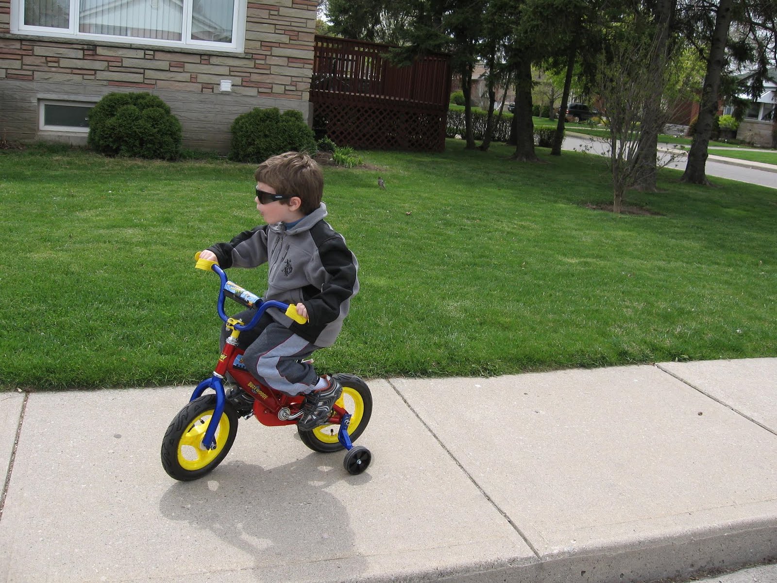 Silverneon2000 Dorel Toy Story bike review