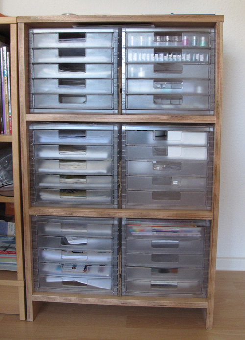 Doros Perlen- und Häkelprojekte: Perlenschrank :-)