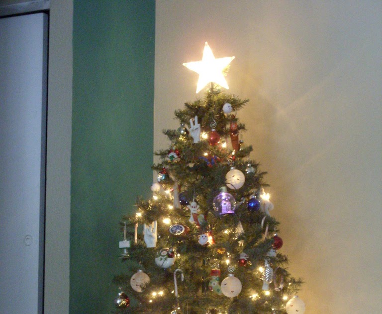 /iklektIk/ creativity a tree trunk for our little fake tree