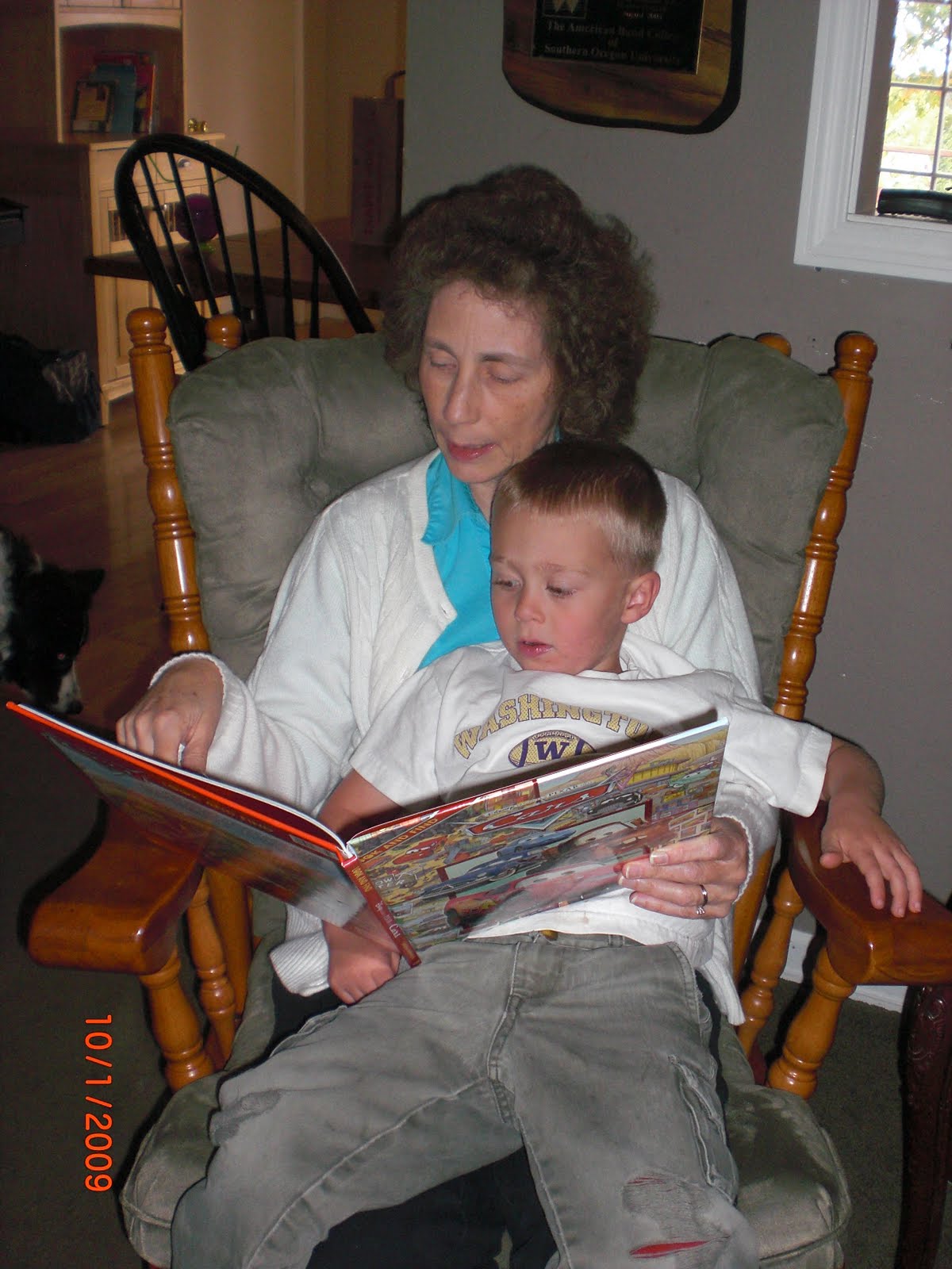 [Grandma+C+&+Josiah+reading+(1).JPG]