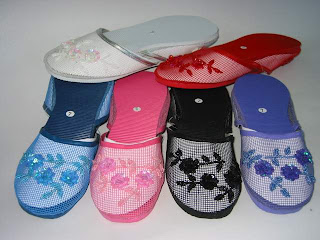 chinese people shoes