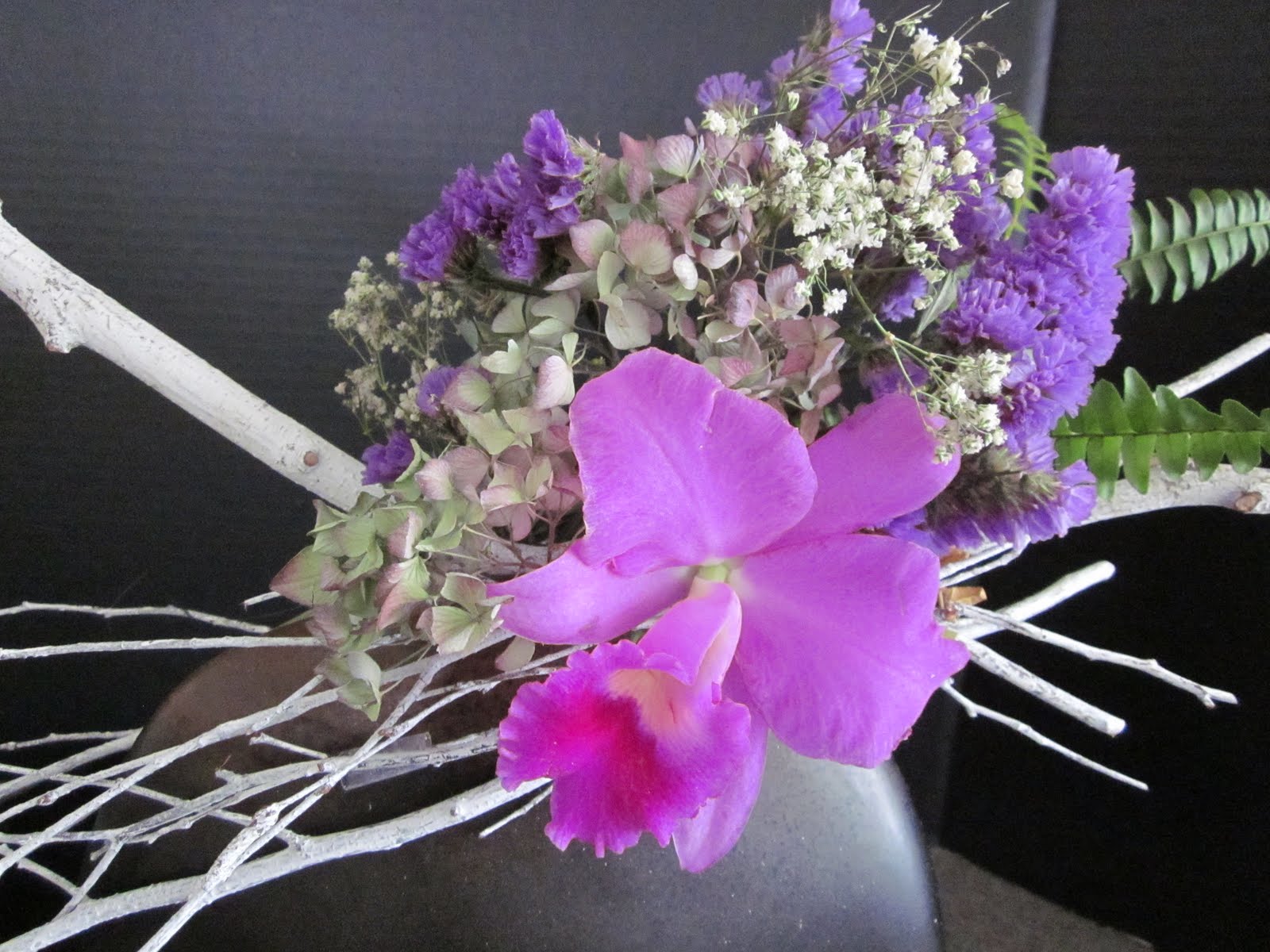 Orchids and Ikebana An Orchid in Ikebana