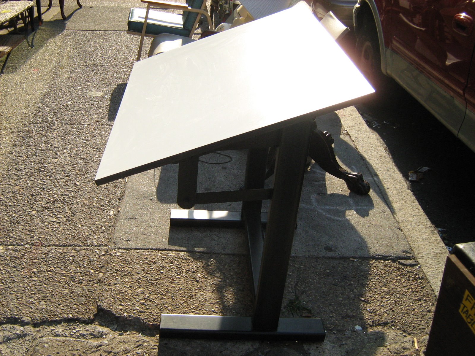 [DraftingTable2.JPG]