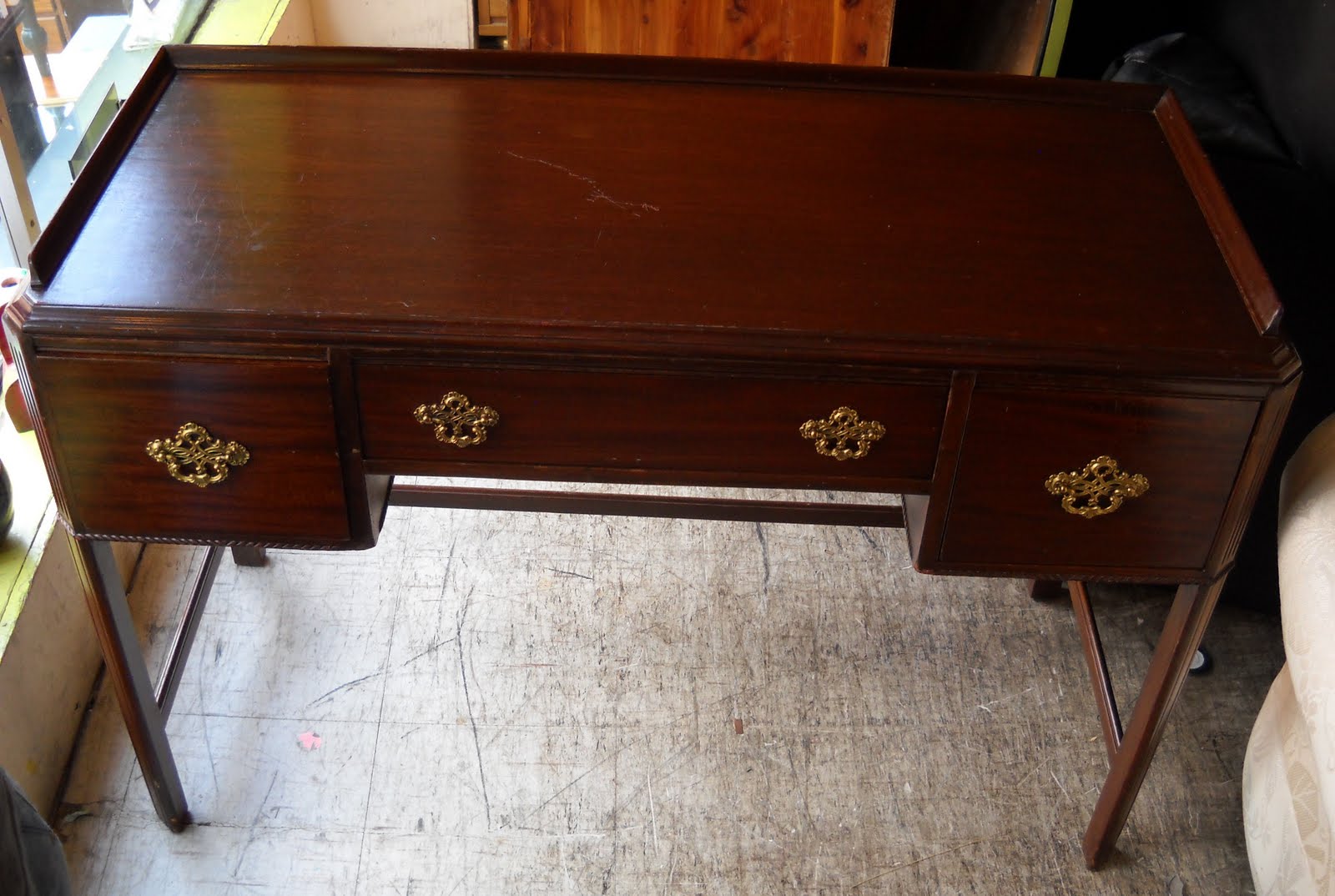 Uhuru Furniture Collectibles 1940s Solid Mahogany Bedroom