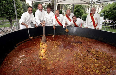 world's largest stockfish dish video, world's largest stockfish dish picture, world's largest stockfish dish images 2010, world's largest stockfish dish photo.