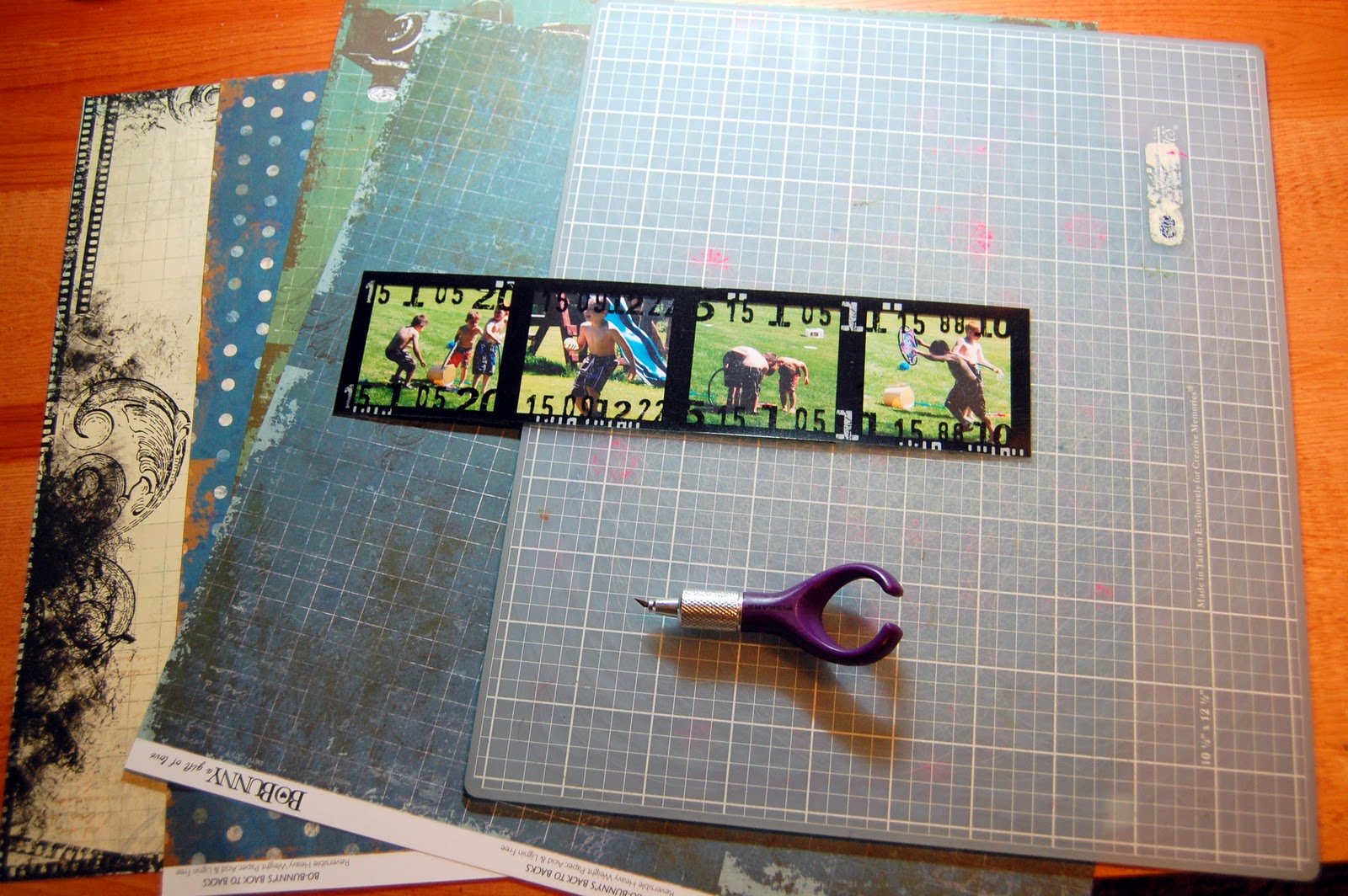 Ideas for Scrapbookers Create Your Own Rolled Paper Frame