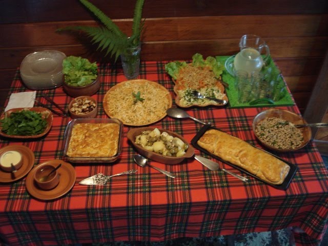 [mesa+de+saladas+-+22-8-09.JPG]