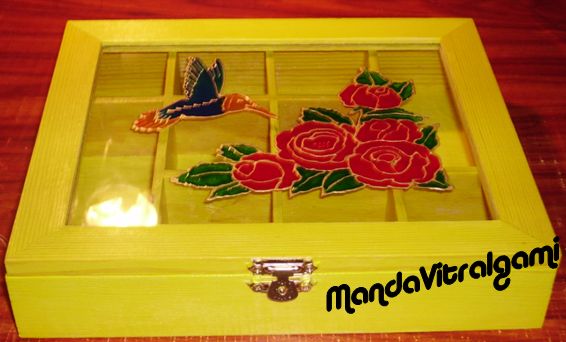 [CaixaVitralBeijaflorRosa1.jpg]