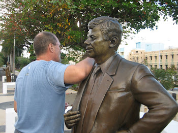 JOHN KENNEDY AND ANTIGONUM CAJAN