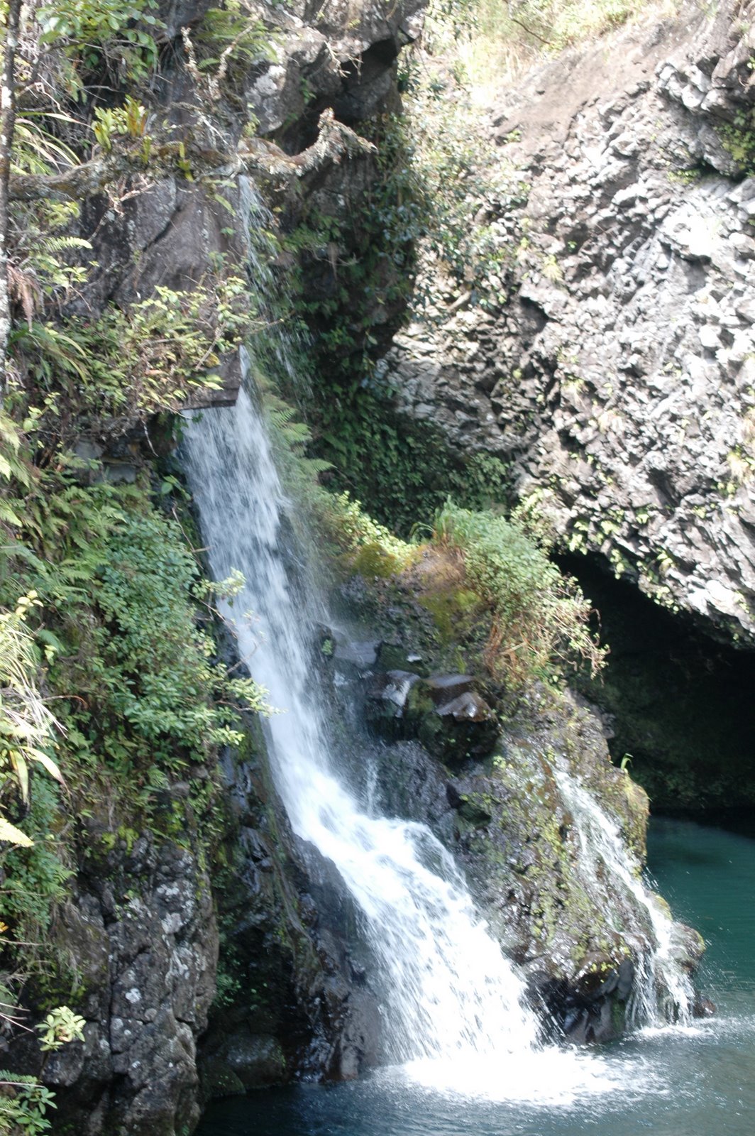 [small_waterfall.jpg]