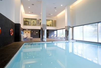 [piscina+interior.jpg]