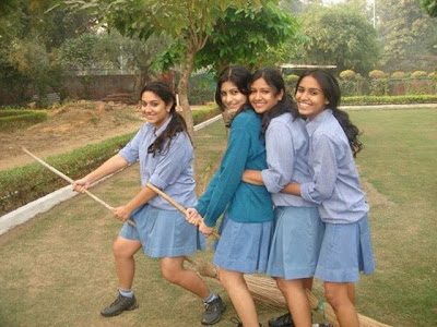 pakistani college girls pakistani college girls