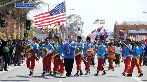 .: Long Beach turns out for Cambodian New Year parade