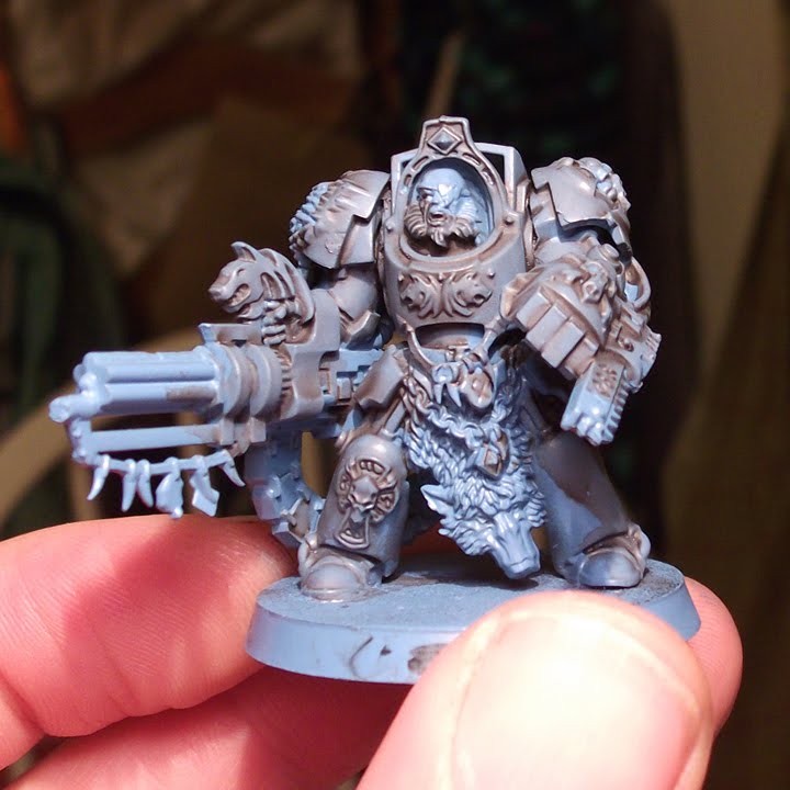 Santa Cruz Warhammer Using Satin Primer instead of Flat/Matte