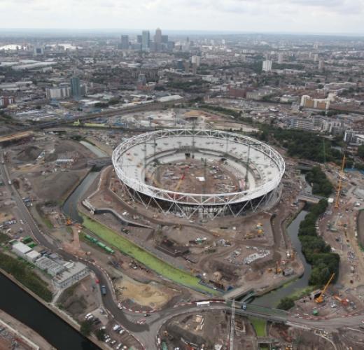 [London+2012+Olympic+stadium+bl3.jpg]