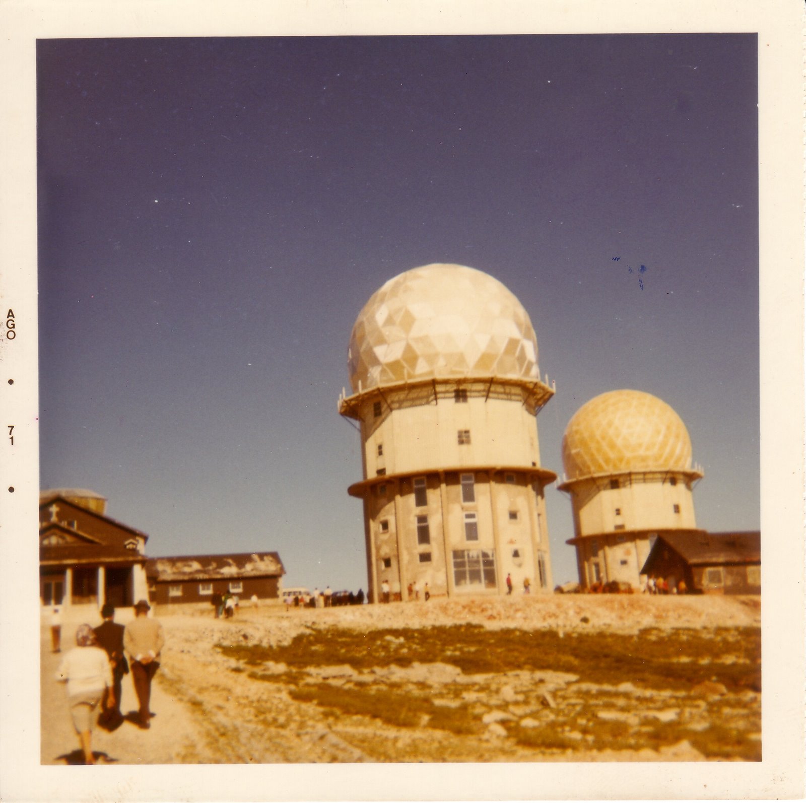 [71_Torre.jpg]