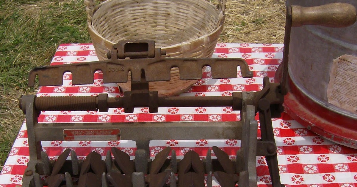 Frugal Tractor Mom Egg Carton Maker