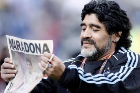 Scaccia La Zanzara Maradona Il Mito Attraverso Le Sue Frasi