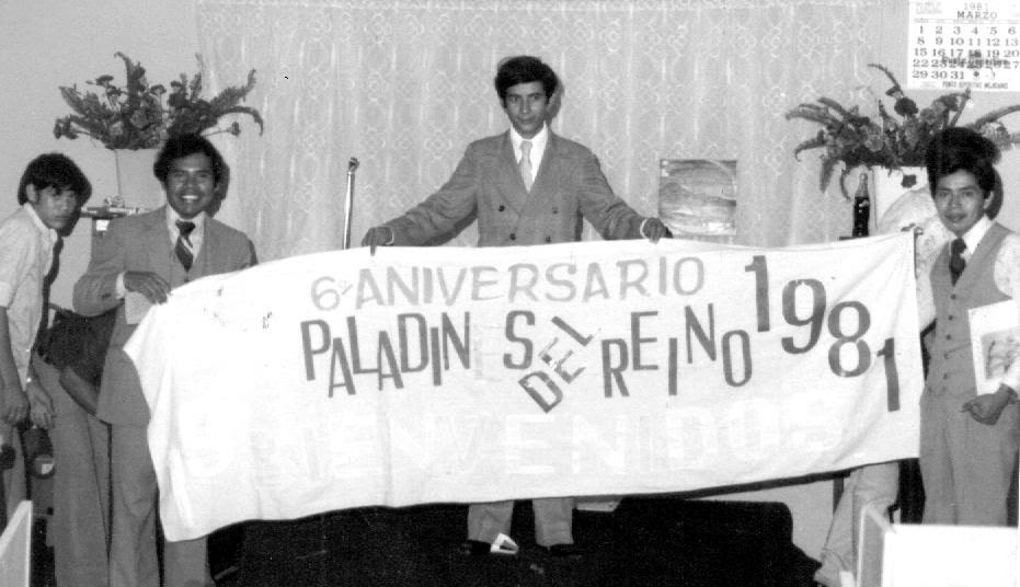 PALADINES DEL REINO: LOS PALADINES CELEBRAN SU 10º ANIVERSARIO 1985